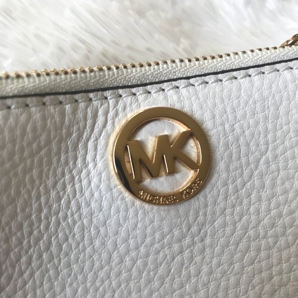 NWT Michael Kors Leather Key Pouch - Picture 2 of 7